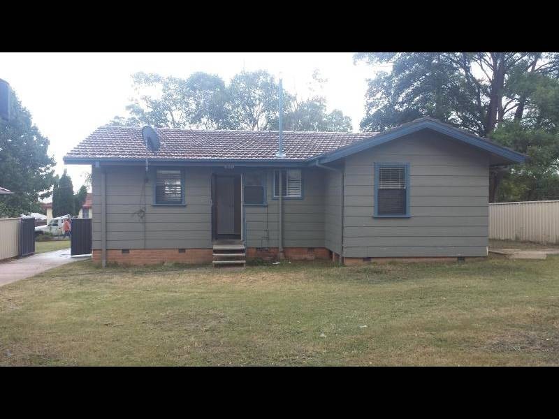 7 Finney Close, Rutherford NSW 2320