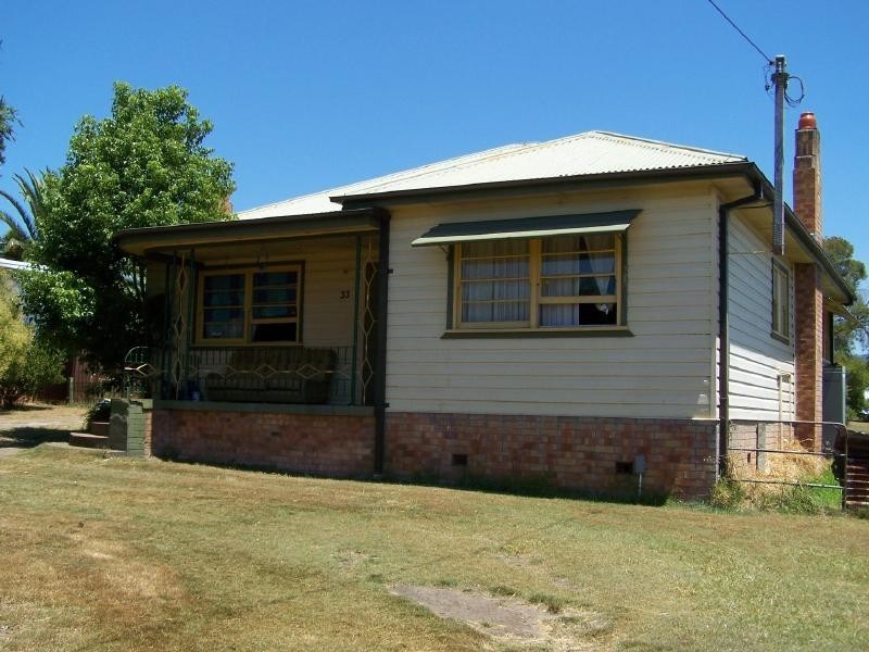 33 Hickey Street, Cessnock NSW 2325