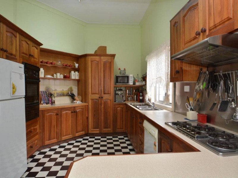 2 Catherine Street, Cessnock NSW 2325
