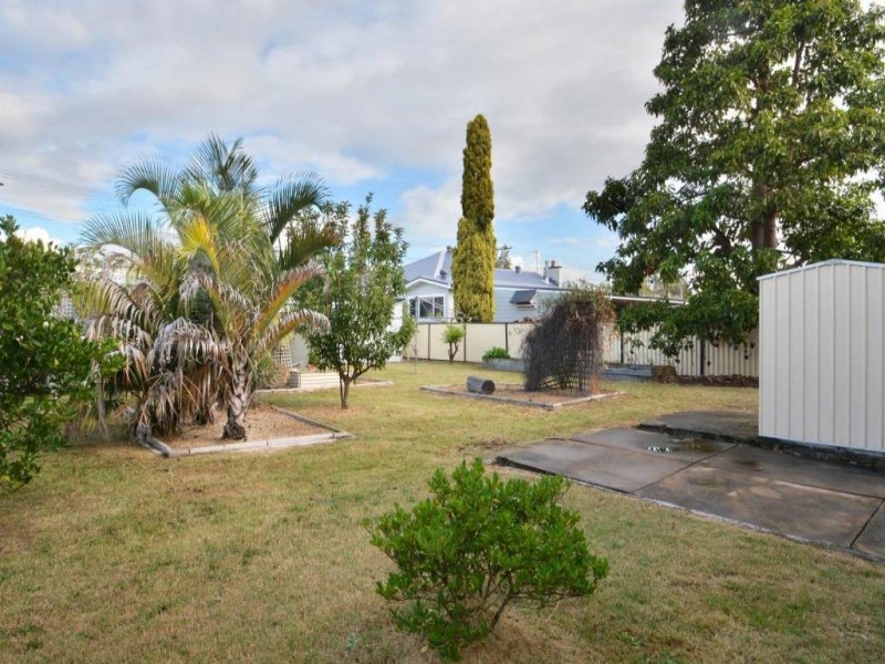 2 Catherine Street, Cessnock NSW 2325