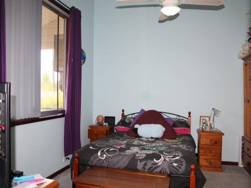 24 Adelaide Street, Paxton NSW 2325