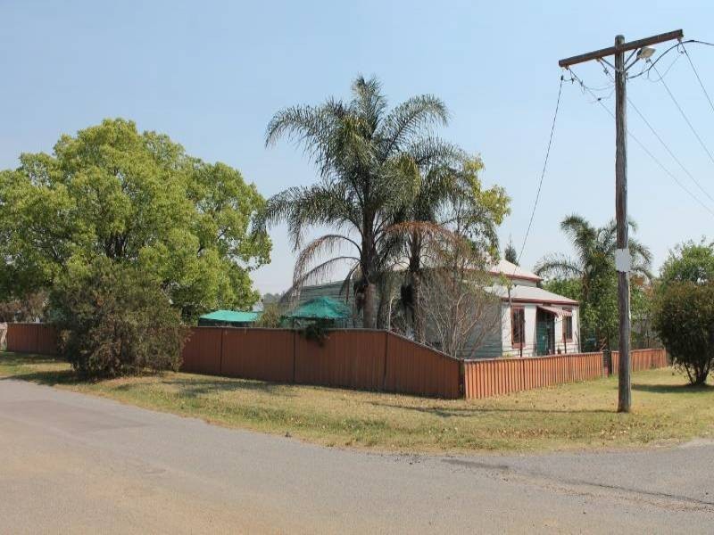 9 Fourth Street, Cessnock NSW 2325