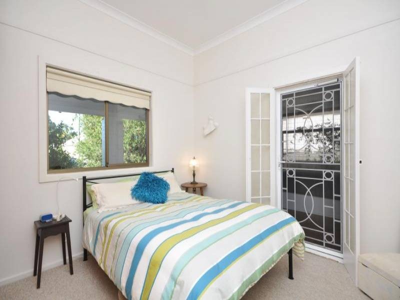 8 West Avenue, Cessnock NSW 2325