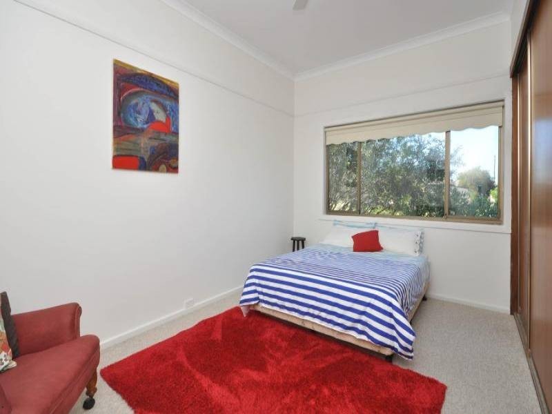 8 West Avenue, Cessnock NSW 2325