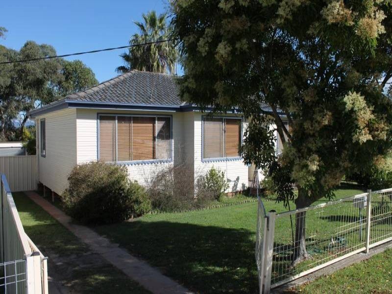 11 Lambert Street, Cessnock NSW 2325