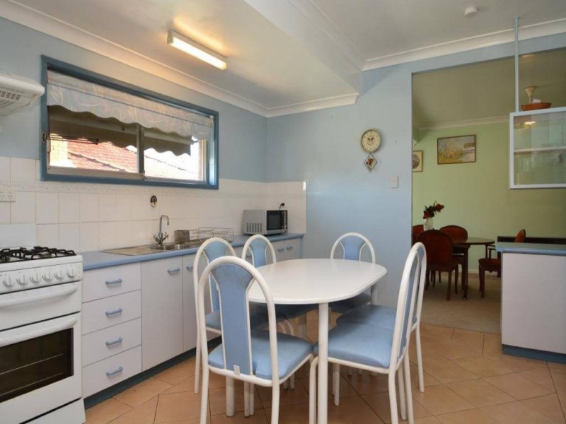 14 Fourth Street, Weston NSW 2326