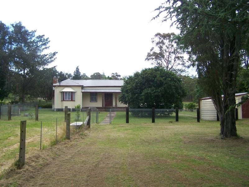 8 Tunnel Road, Cessnock NSW 2325
