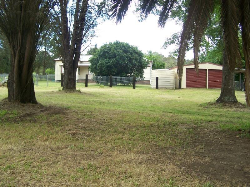 8 Tunnel Road, Cessnock NSW 2325