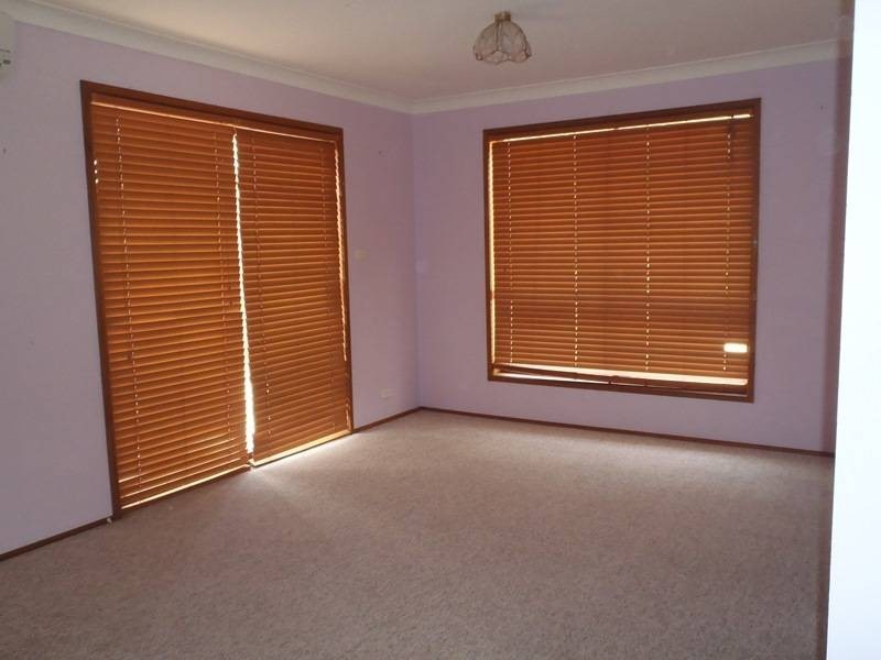 2 William Street, Paxton NSW 2325