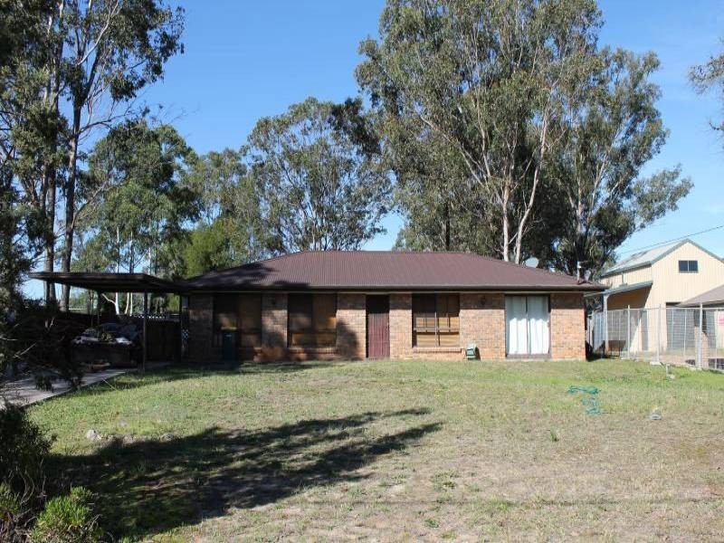 2 William Street, Paxton NSW 2325