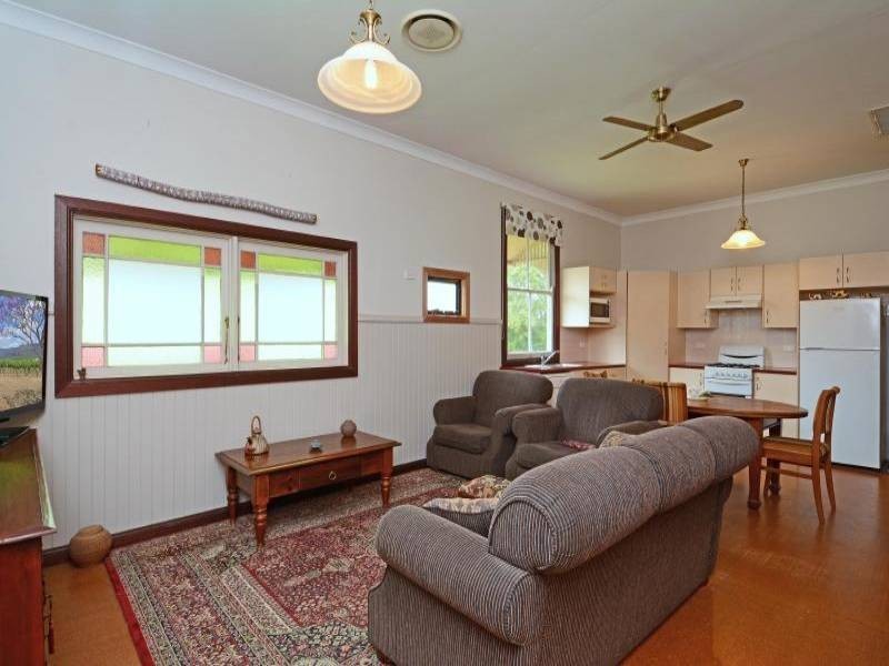 20 Daniel Street, Cessnock NSW 2325