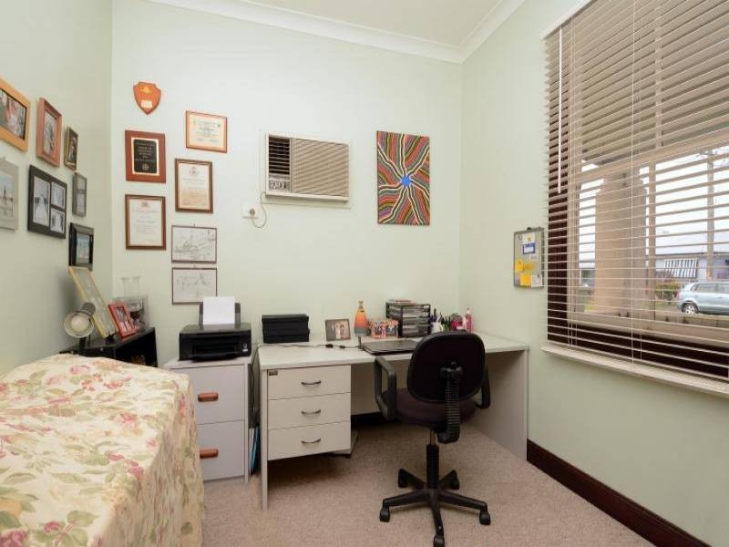 20 Daniel Street, Cessnock NSW 2325