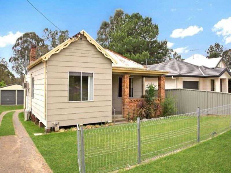 151 Harle Street, Abermain NSW 2326