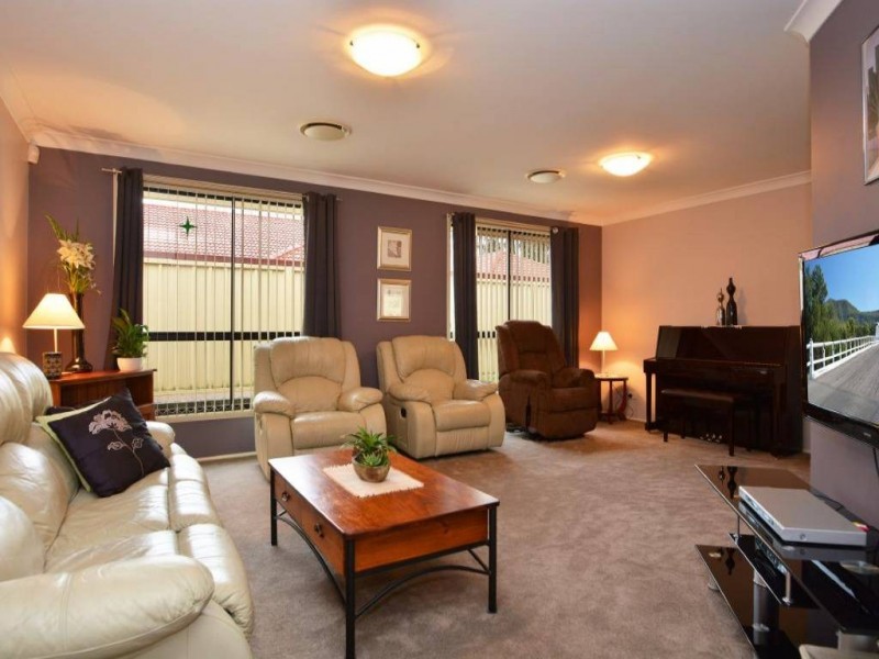 27 Tyrrell Grove, Cessnock NSW 2325