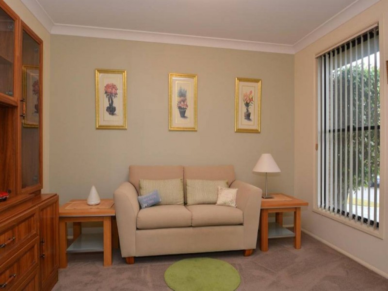 27 Tyrrell Grove, Cessnock NSW 2325