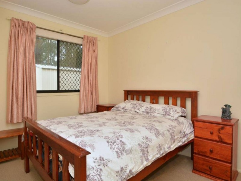 27 Tyrrell Grove, Cessnock NSW 2325