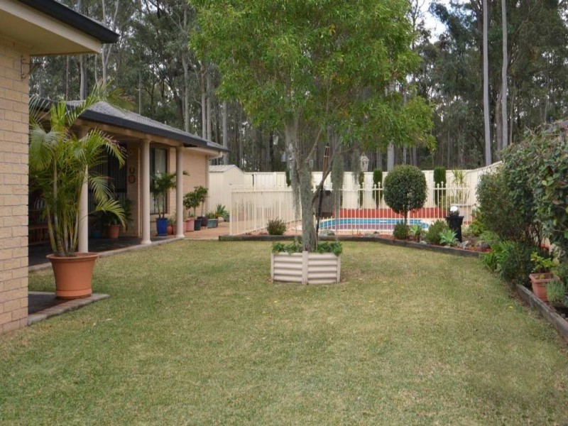 27 Tyrrell Grove, Cessnock NSW 2325