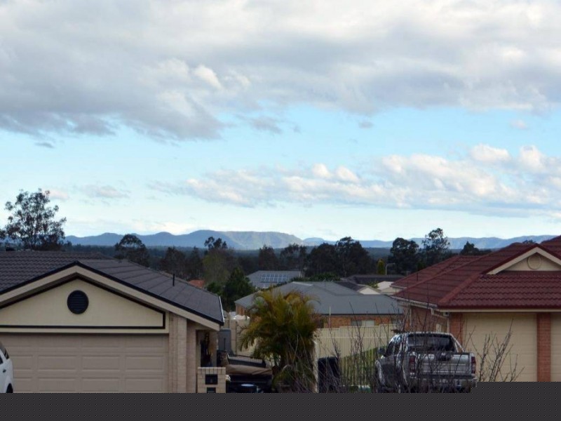 27 Tyrrell Grove, Cessnock NSW 2325