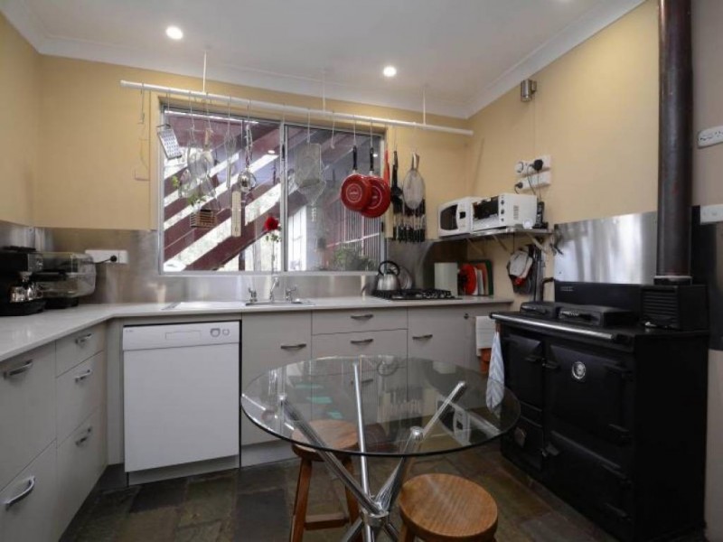 310 Lovedale Road, Lovedale NSW 2325