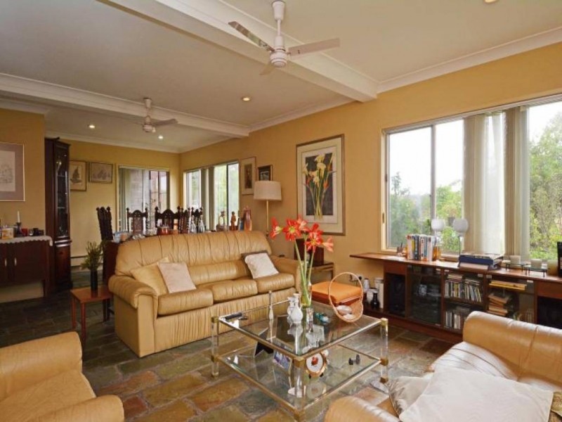 310 Lovedale Road, Lovedale NSW 2325