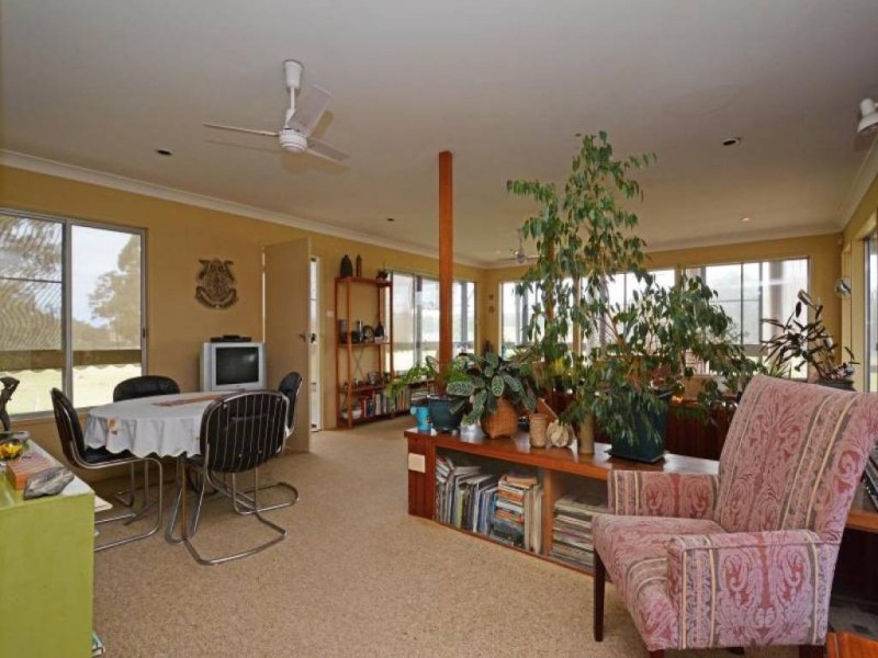 310 Lovedale Road, Lovedale NSW 2325