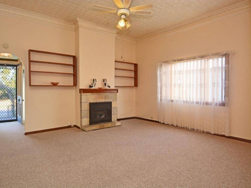 301 Cessnock Road, Abermain NSW 2326