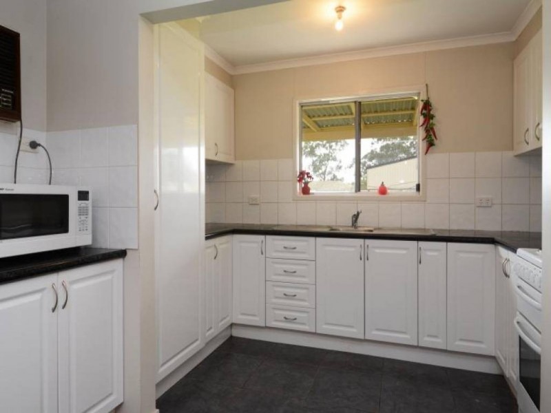 24 Branxton Street, Nulkaba NSW 2325