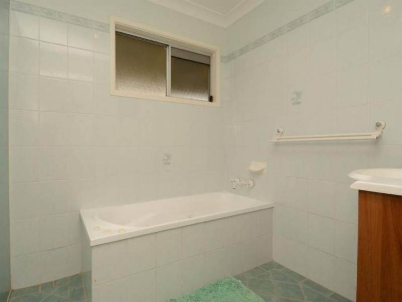 24 Branxton Street, Nulkaba NSW 2325