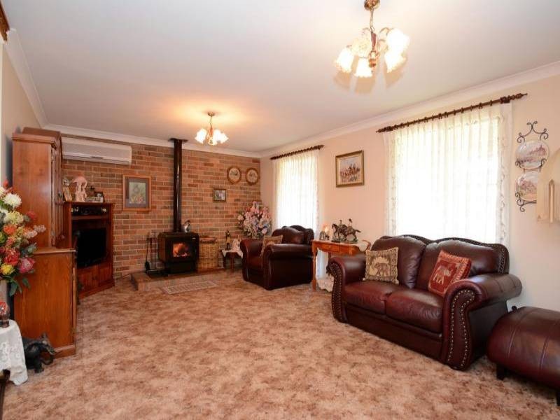 345 Quorrobolong Road, Quorrobolong NSW 2325