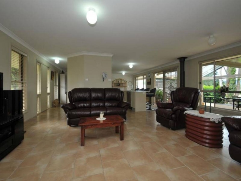 39 Church Street, Ellalong NSW 2325