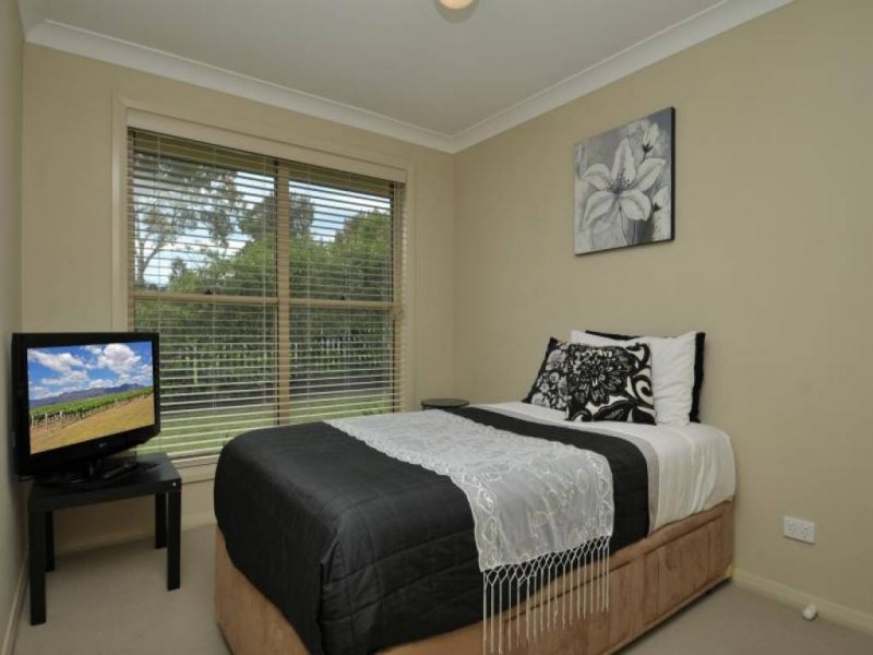 39 Church Street, Ellalong NSW 2325