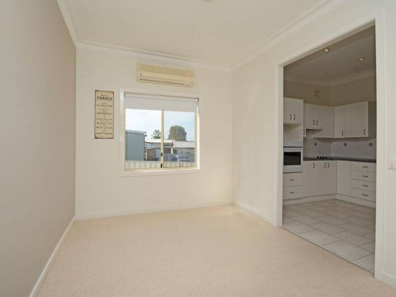 30 Love Street, Cessnock NSW 2325