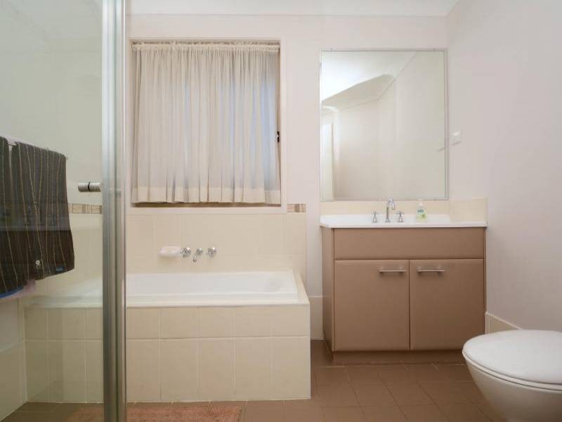 13 Long Street, Cessnock NSW 2325