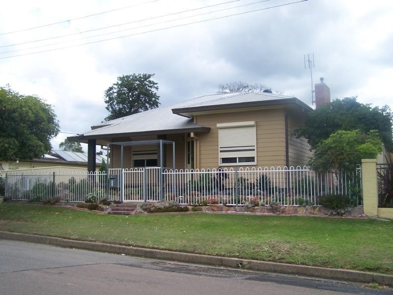 1 McGrane St, Cessnock NSW 2325