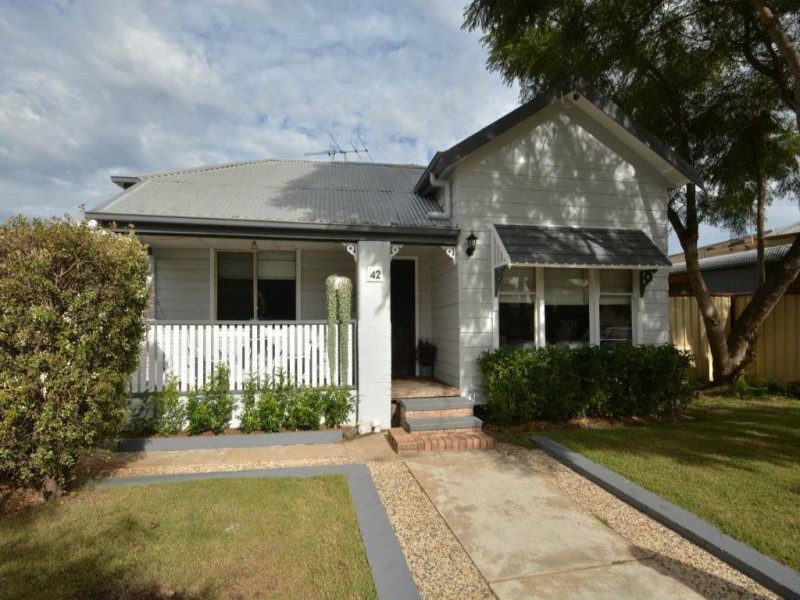 42 Scott Street, Weston NSW 2326