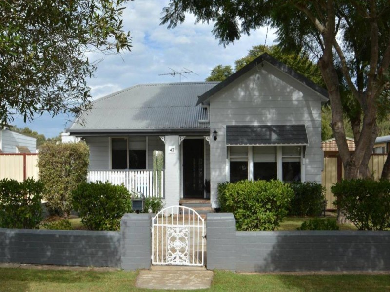 42 Scott Street, Weston NSW 2326