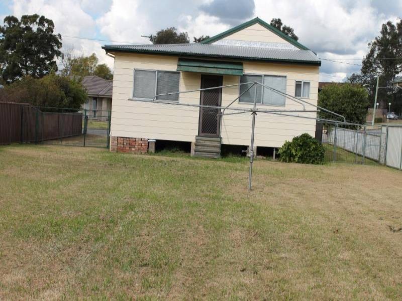 13 Grieve Street, Cessnock NSW 2325