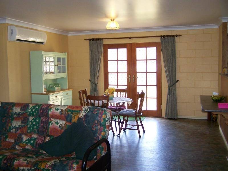 34 CAMPBELL STREET, Ellalong NSW 2325