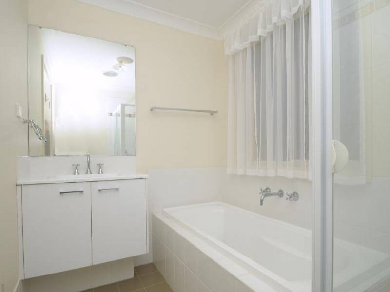2B William Street, Paxton NSW 2325