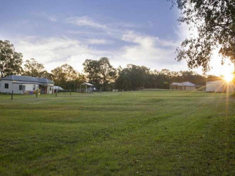 8 Tunnel Road, Cessnock NSW 2325