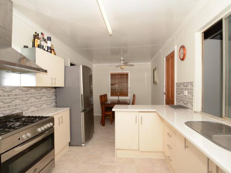 5 Church Street, Weston NSW 2326
