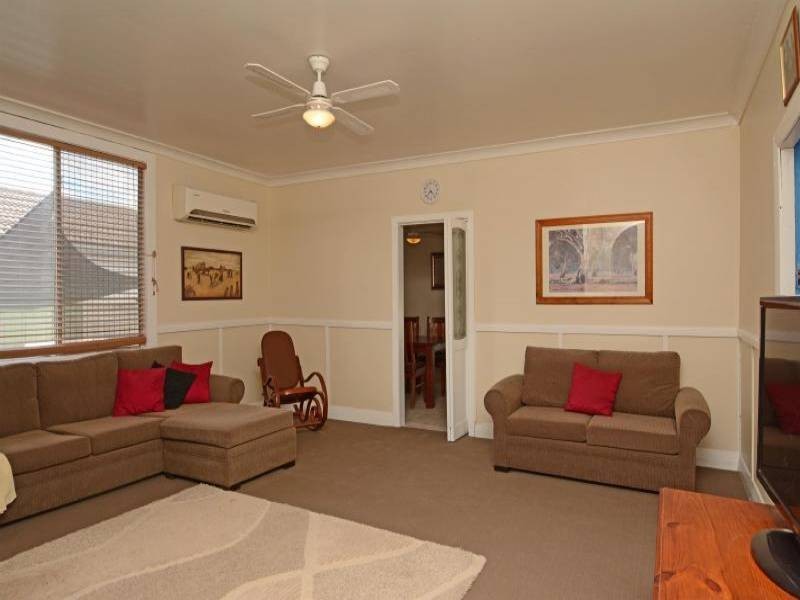 5 Church Street, Weston NSW 2326