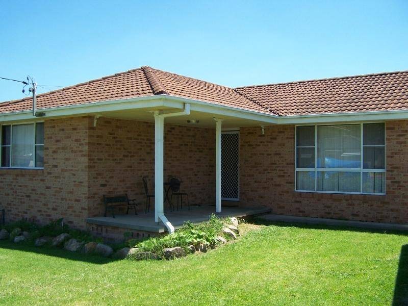 6 Portland Street, Millfield NSW 2325