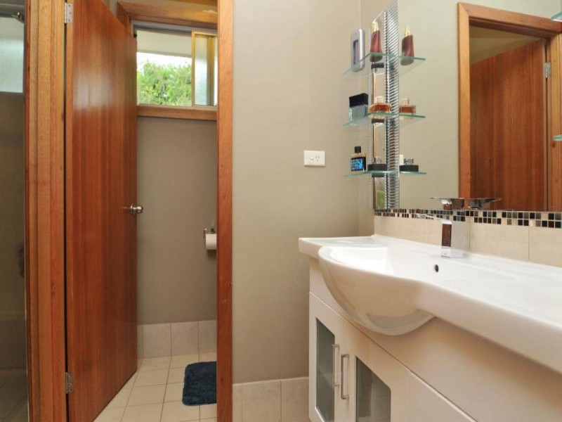 19 Elizabeth Street, Abermain NSW 2326