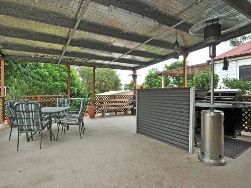 19 Elizabeth Street, Abermain NSW 2326