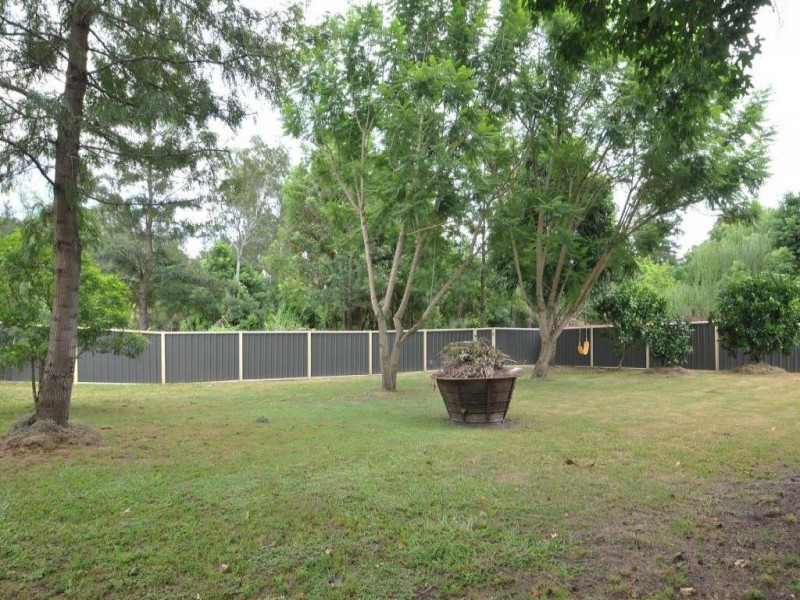 19 Elizabeth Street, Abermain NSW 2326