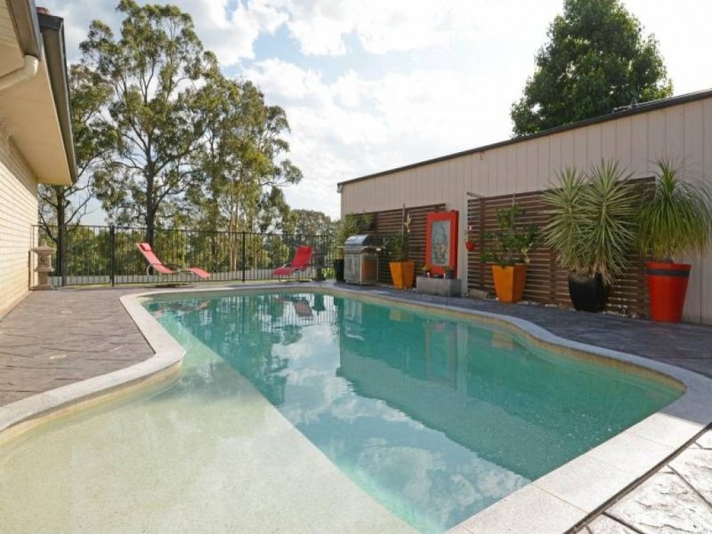 15 Currawong Close, Weston NSW 2326