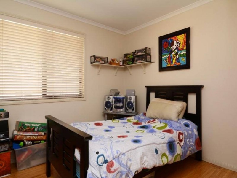 15 Currawong Close, Weston NSW 2326