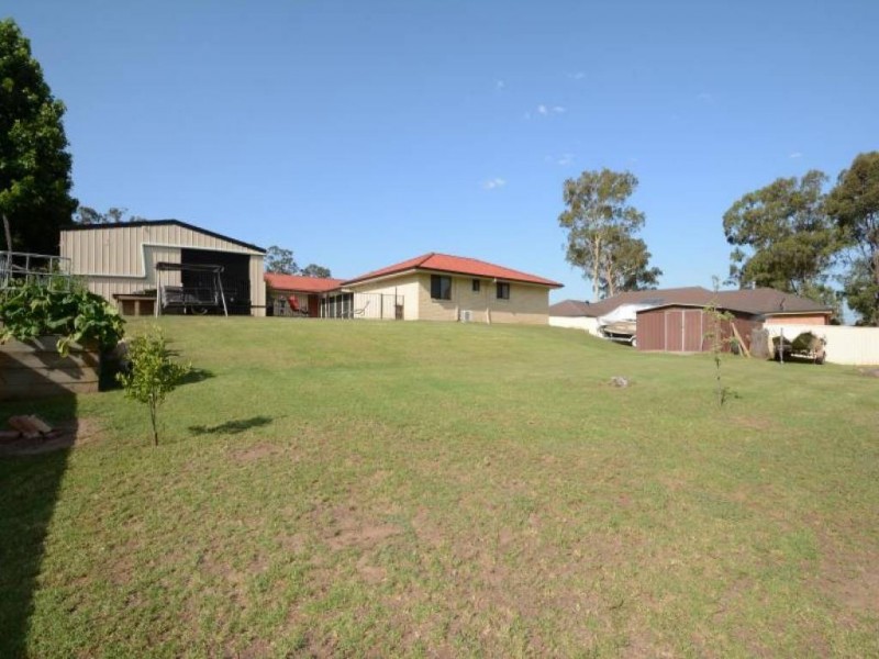 15 Currawong Close, Weston NSW 2326