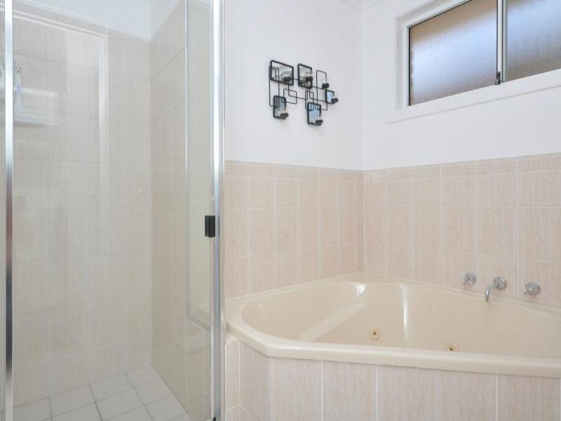 20 Lee-ann Crescent, Cessnock NSW 2325